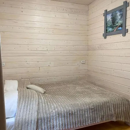 карпатська модрина